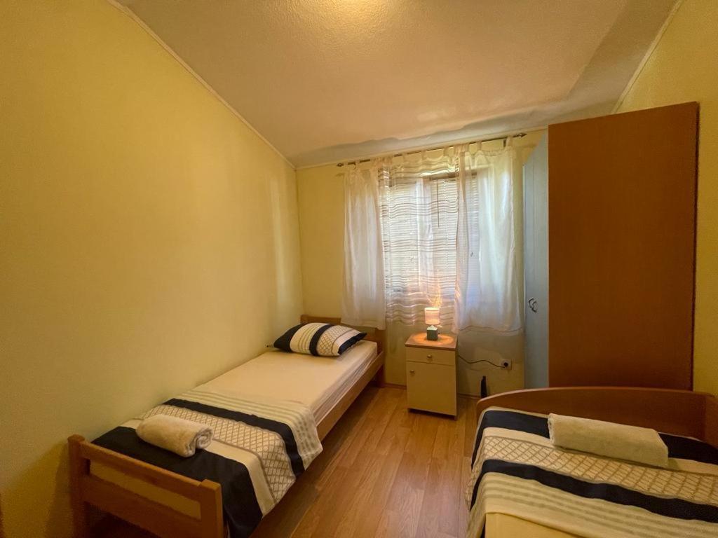 Apartment Edita Plano Trogir With Private Pool מראה חיצוני תמונה