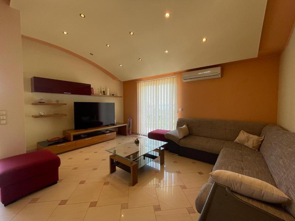 Apartment Edita Plano Trogir With Private Pool מראה חיצוני תמונה